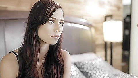 Busty brunette teen cunnilingus and wiped her hairy pussy