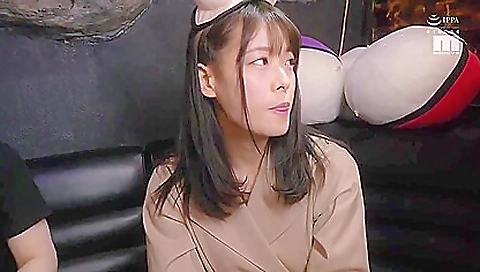 Japanese girl gets rammed with multiple dildo in amateur bdsm video