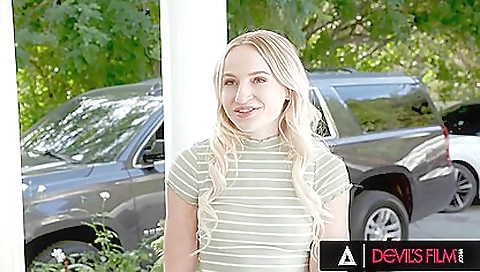 Hot 18yo girl with a nice ass is with her employers