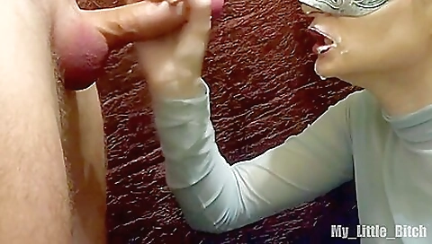 Amateur brunette couples with a big cock for the camera