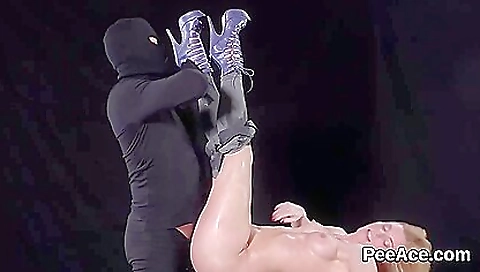 horny blonde with big bikini in bestie's pissing hole