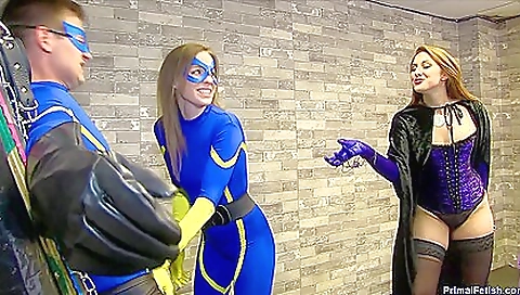 Hot milf in stockings is getting nailed by two dicks